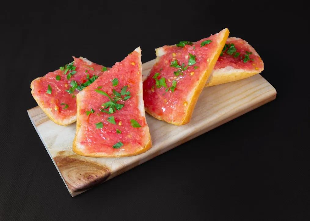 Popular item de Puerta Palma: Pan Tumaca