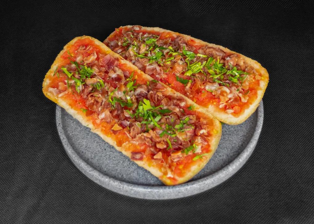 Popular item de Puerta Palma: Pan Tumaca con Jamón
